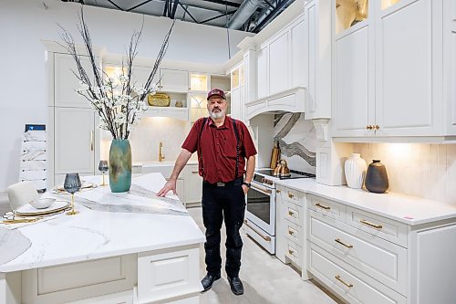 MIKE DEAL / FREE PRESS
Pauly Kleinsasser, general manager of Springfield Woodworking, in the showroom at 5 Penner Rd.
Springfield Woodworking is one of Manitoba’s largest cabinet manufacturers.
Reporter: Gabrielle Piche
261022 - Thursday, October 22, 2026.