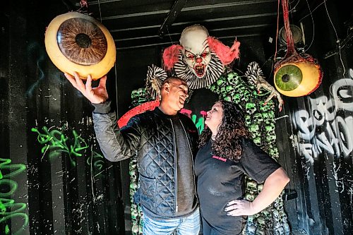 MIKAELA MACKENZIE / FREE PRESS
Tim and Michelle Muys, owners/operators of Heebie Jeebies, in the ҂oboճ FunhouseӠattraction on Thursday, Oct. 22, 2026.
For Aaron story.
Free Press 2026
