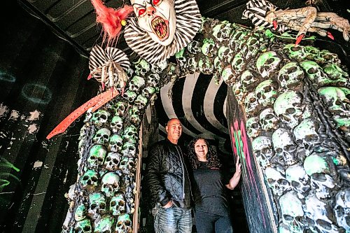 MIKAELA MACKENZIE / FREE PRESS
Tim and Michelle Muys, owners/operators of Heebie Jeebies, in the ҂oboճ FunhouseӠattraction on Thursday, Oct. 22, 2026.
For Aaron story.
Free Press 2026