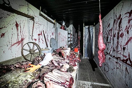 MIKAELA MACKENZIE / FREE PRESS
	
Ҍegends of Horror,Ӡthis yearճ new attraction at Heebie Jeebies on Thursday, Oct. 22, 2026.

For Aaron story.
Free Press 2026