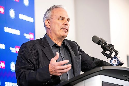 MIKAELA MACKENZIE / FREE PRESS
	

Kevin Cheveldayoff speaks to the media about the Hellebuyck trade on Friday, Oct. 23, 2026.

For Mike story.
Free Press 2026