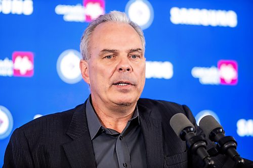 MIKAELA MACKENZIE / FREE PRESS
	

Kevin Cheveldayoff speaks to the media about the Hellebuyck trade on Friday, Oct. 23, 2026.

For Mike story.
Free Press 2026
