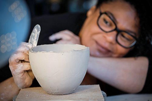 JOHN WOODS / FREE PRESS
Ceramic artist PJ Anderson is photographed in her studio in Winnipeg, Sunday, October 25, 2026.
reporter: av