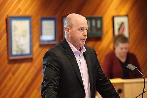 BDO Canada LLP manager Jarett Kowaluk presents an audit of the Brandon School Division's financial statements to the school board on Monday evening. (Abiola Odutola/The Brandon Sun)