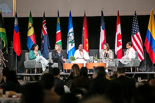 MIKAELA MACKENZIE / FREE PRESS
	

Alejandra Jlvez Oyarzn (left), Michelle Cameron, Nicola Shirley-Phillips, Kristal Kinsela and moderator Rachel Petero do a panel discussion at the World Indigenous Business Forum at the RBC Convention Centre on Tuesday, Oct. 27, 2026.

For Aaron story.
Free Press 2026