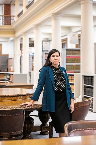 MIKAELA MACKENZIE / FREE PRESS
	

Associate Chief Judge of Reconciliation Jerilee Ryle in the library at the law courts in Winnipeg on Tuesday, Oct. 27, 2026.

For Erik series.
Free Press 2026