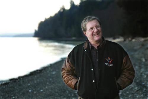 Lloyd Axworthy near his home in Mill Bay on Vancouver Island, March 2, 2002.  Lyle Stafford/Winnipeg Free Press